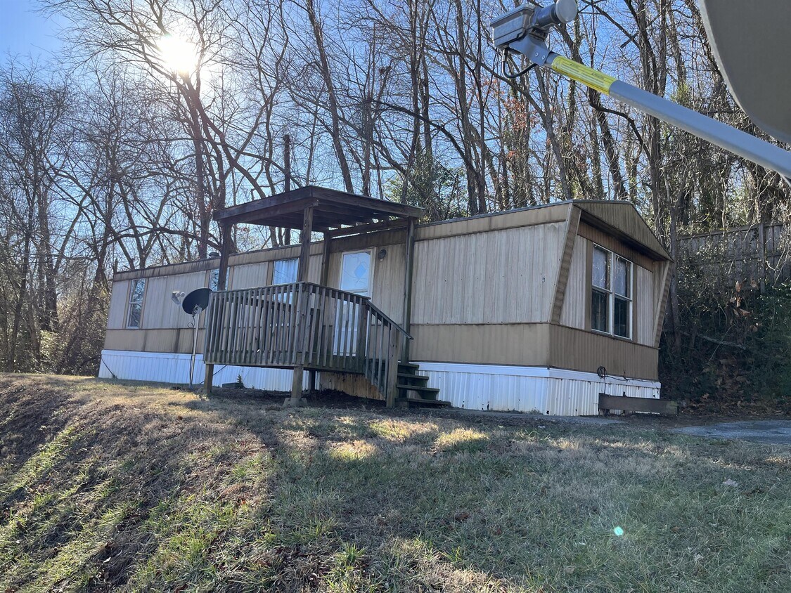 9 Grassy Park Dr, Asheville, NC 28805 House Rental in Asheville, NC