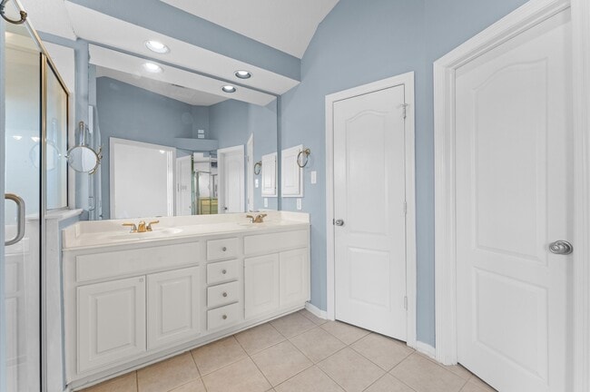 Foto del edificio - 2411 Clippers Square