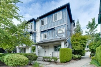 Building Photo - Unit 101