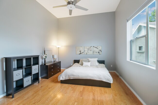 Foto del edificio - 12908 Bloomfield St