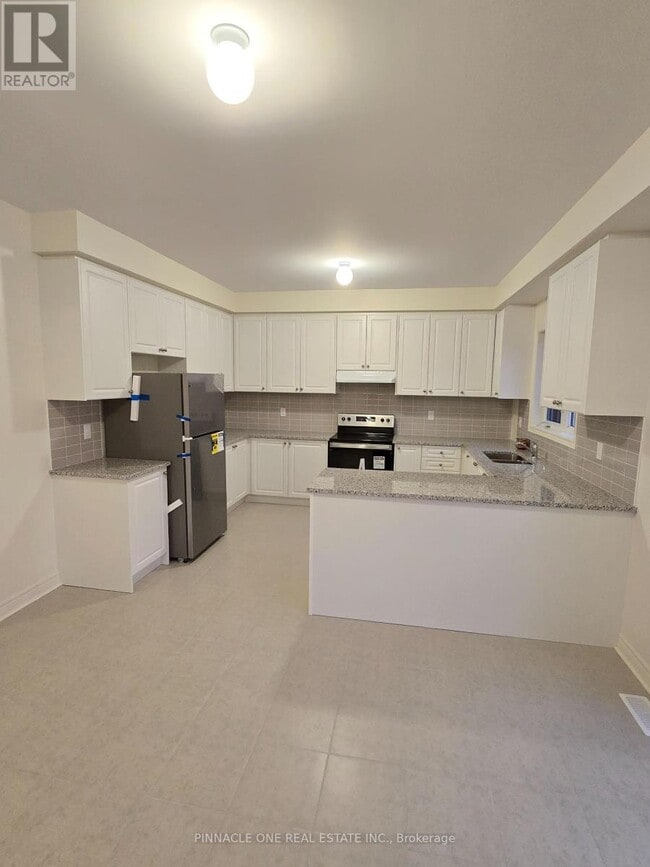 Building Photo - 1192 Drinkle Cres