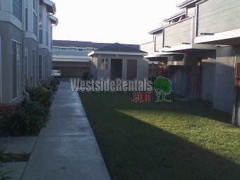 Foto principal - 1236 E La Palma Ave