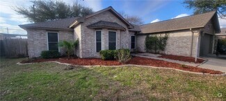 Building Photo - 2411 Oak Brook Dr