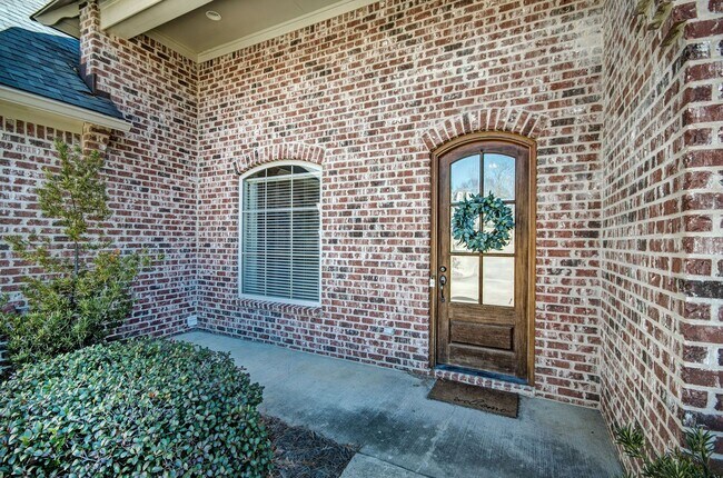 Building Photo - 102 Azalea Cove