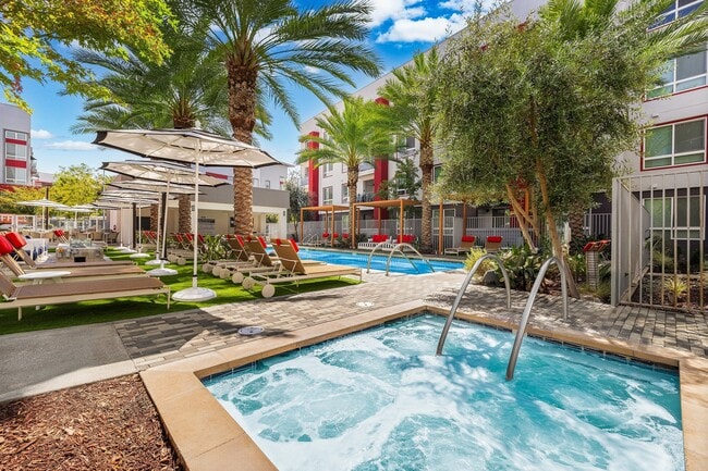 Foto del edificio - Duo Apartments