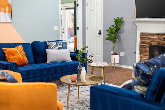 Foto del edificio - 324 Woodcrest Dr