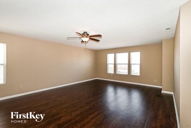 Foto del edificio - 10335 Homestead Dr