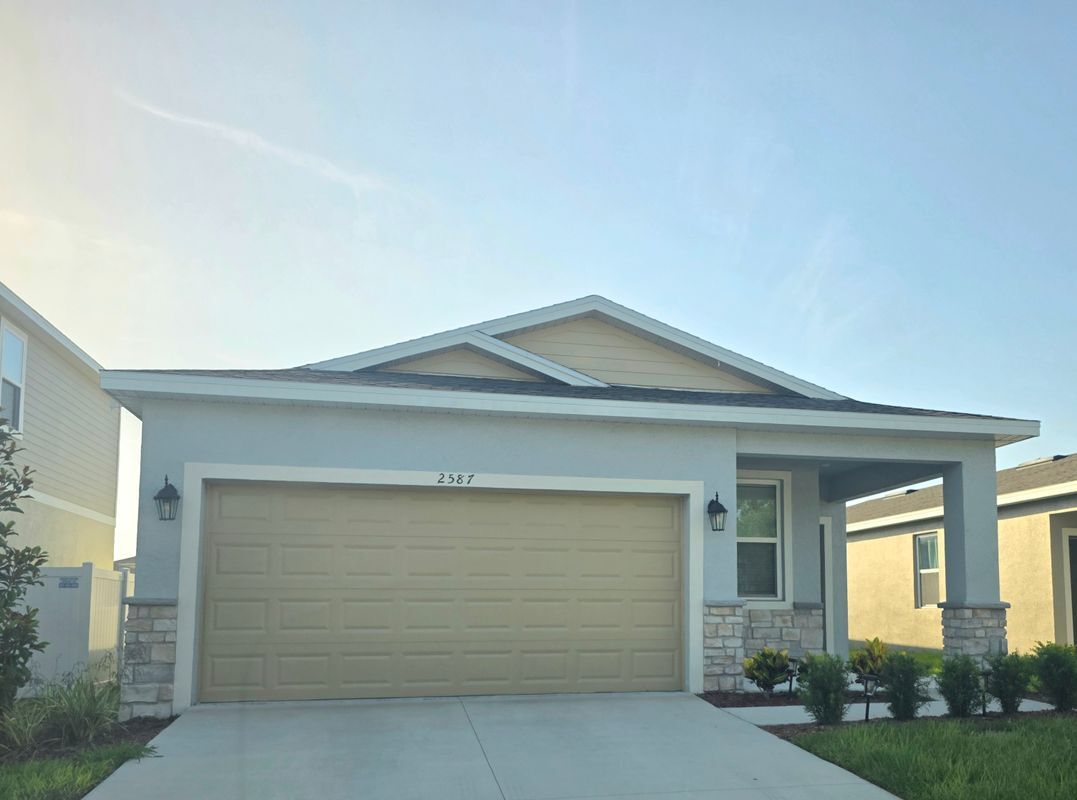 Primary Photo - 2587 Avalon Pk Blvd