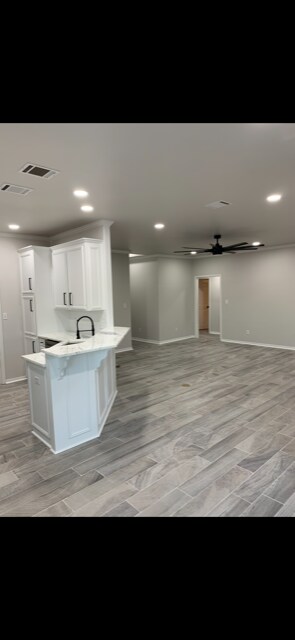 Building Photo - 6113 Hollyhock Ln