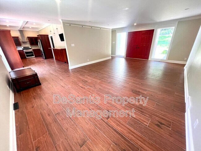 Foto del edificio - 136 Wiegand Dr