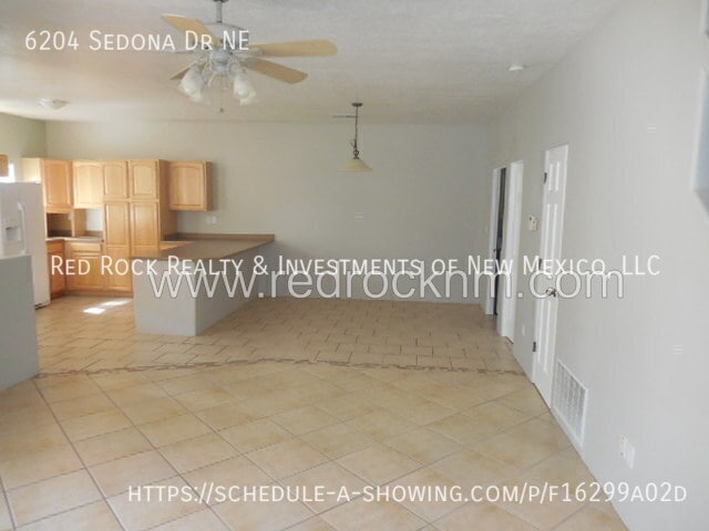 Building Photo - 6204 Sedona Dr NE