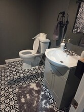 Building Photo - 241 Homewood Dr