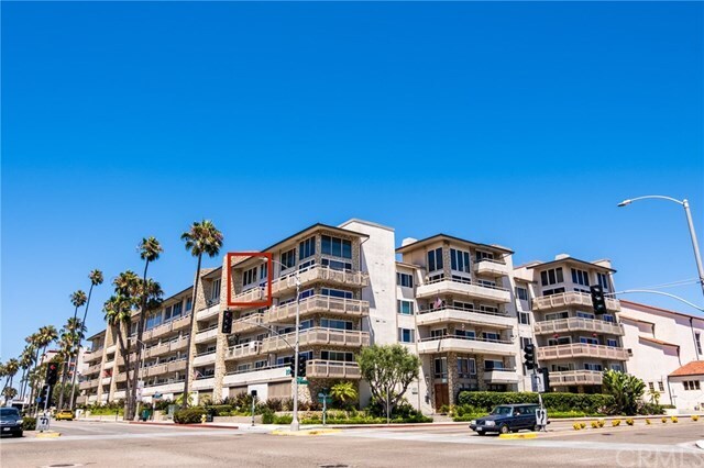 Primary Photo - 230 S Catalina Ave