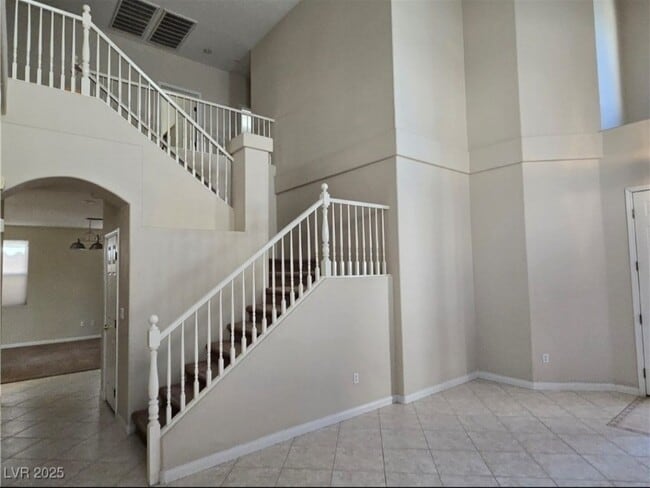 Building Photo - 3766 Port Ritchey St