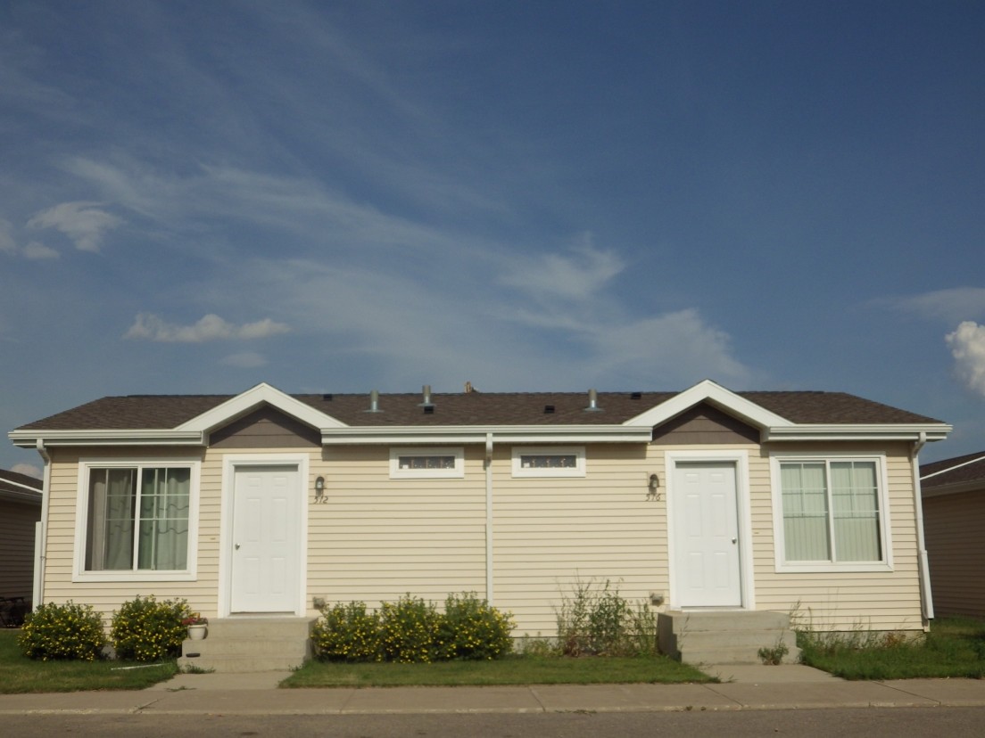 Primary Photo - Creekside Cottages