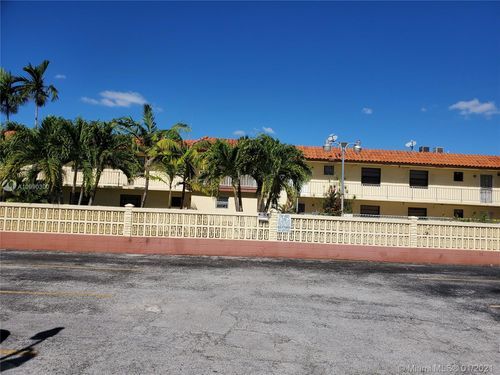 Building Photo - 8701 SW 12th St