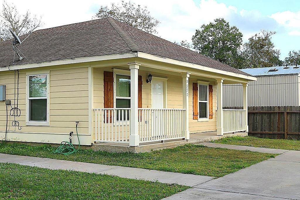 2801 Avenue B, Dickinson, TX 77539 House Rental in Dickinson, TX