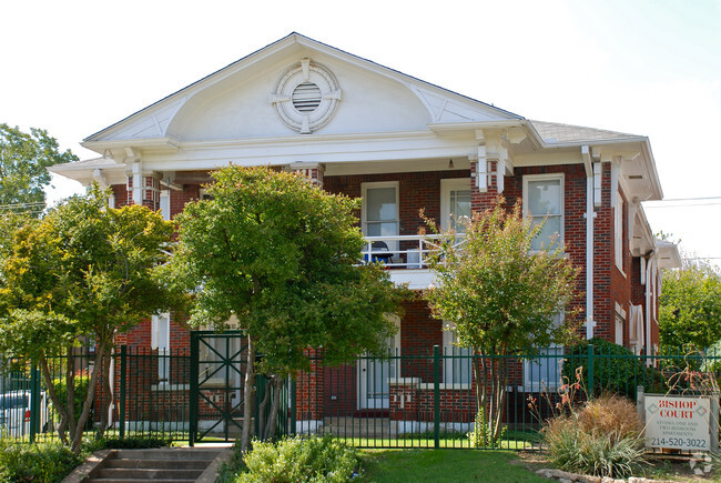 Foto del edificio - Bishop Court Apts