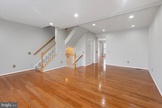 Foto del edificio - 13503 Bannacker Pl