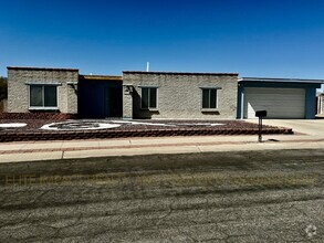 Building Photo - 9103 E Holmes St
