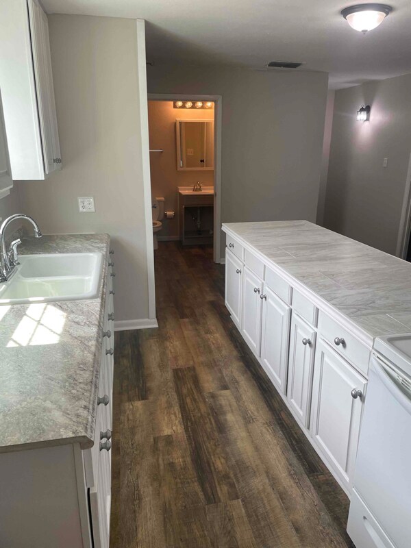 6965 hwy 64, Ben Wheeler, TX 75754 Room for Rent in Ben Wheeler, TX