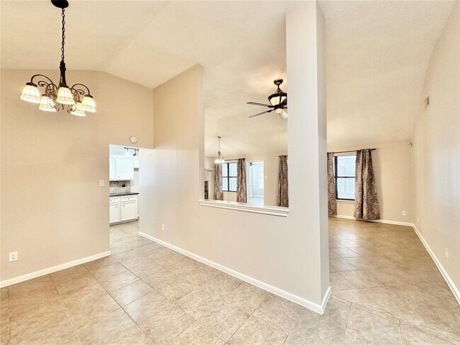 Foto del edificio - 11614 Easterling Dr