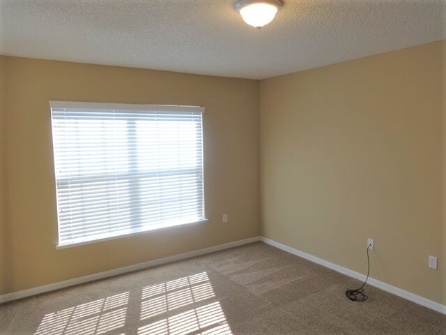 Foto del edificio - 3323 Hickory Leaf Court