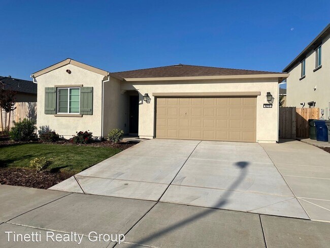 Foto del edificio - 4 br, 2 bath House - 4275 Theresa Ln.