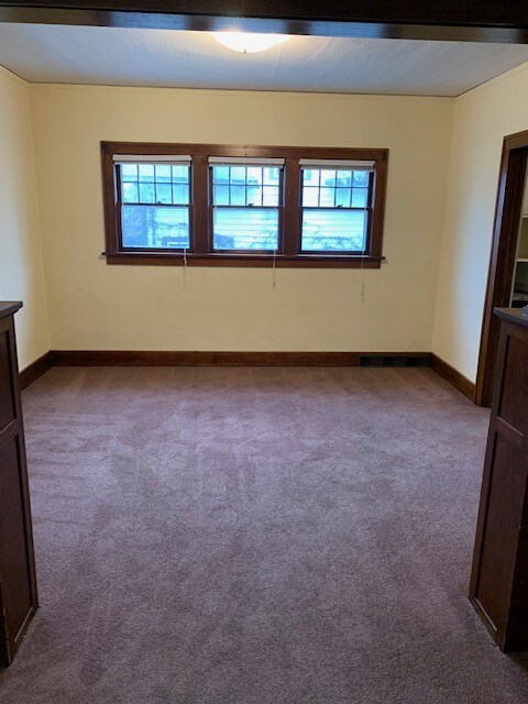 Foto del edificio - 2222 E 12th St