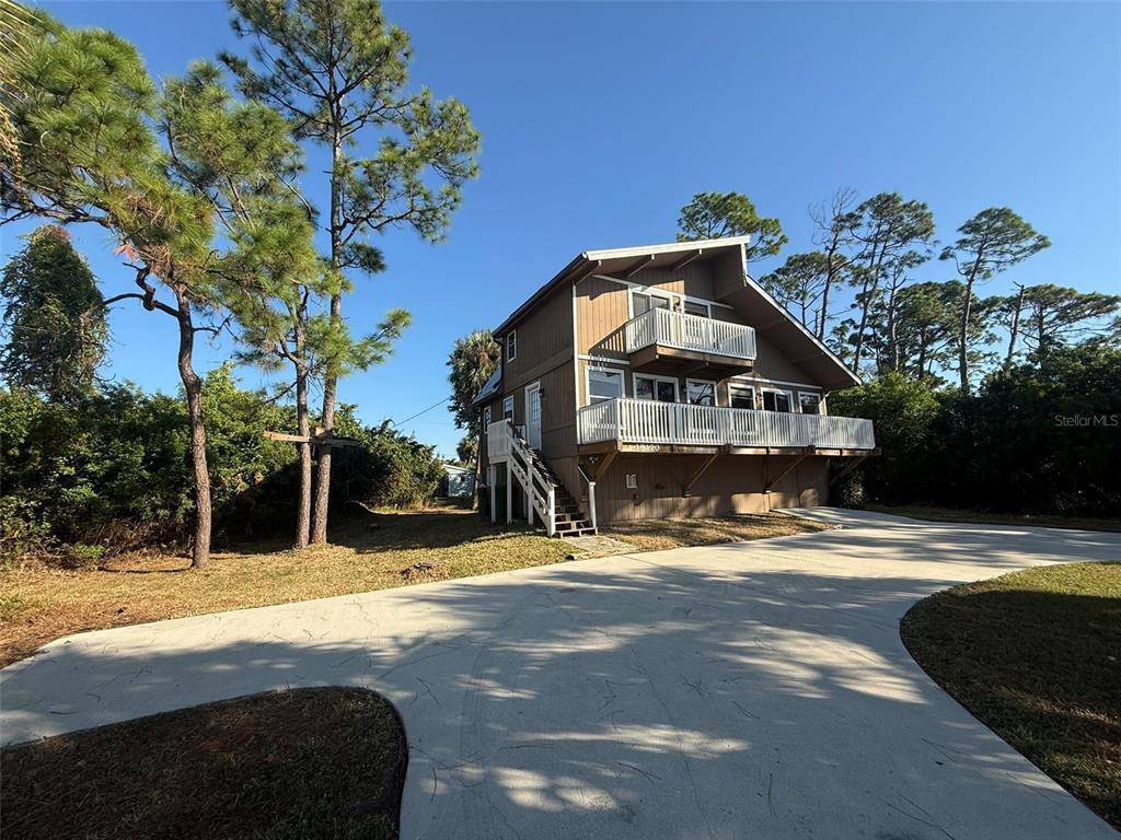 Foto principal - 18170 Lake Worth Blvd