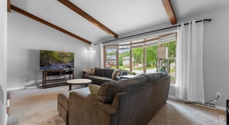Building Photo - 2637 Riviera Ct