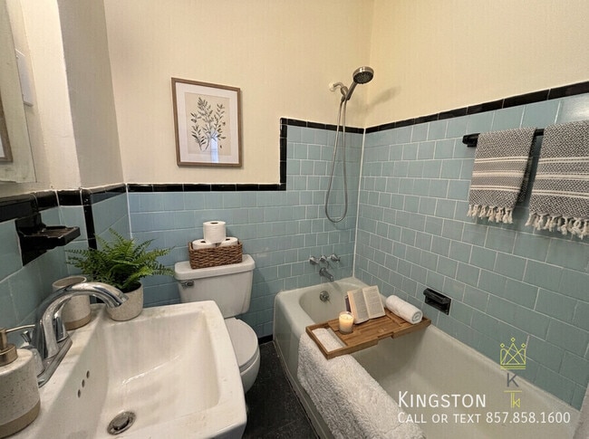 Foto del edificio - 183 Winthrop Rd