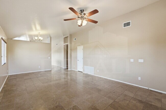 Foto del edificio - 2339 W Dillon Rd