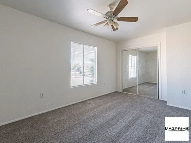 Building Photo - perfect home for your family