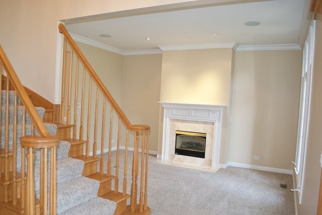 Building Photo - 1600 Darien Club Dr