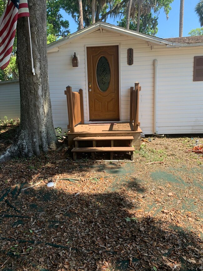Building Photo - 7208 Alafia Ridge Loop