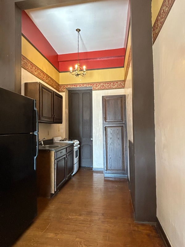 Building Photo - 302 N 7th St