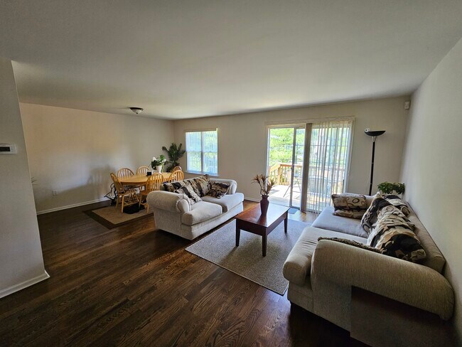 Building Photo - 27 Harbor Bay Cir