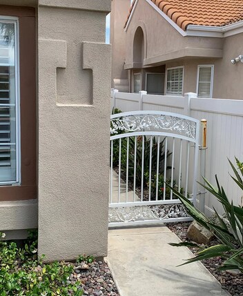 Foto del edificio - 28126 Orangegrove Ave
