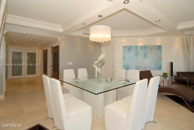 Foto del edificio - 3 br, 2.5 bath Condo - 6051 N Ocean Dr Apt...