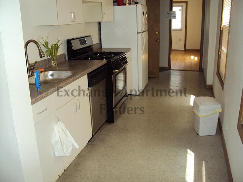 Foto del edificio - 1532 W Diversey Pky