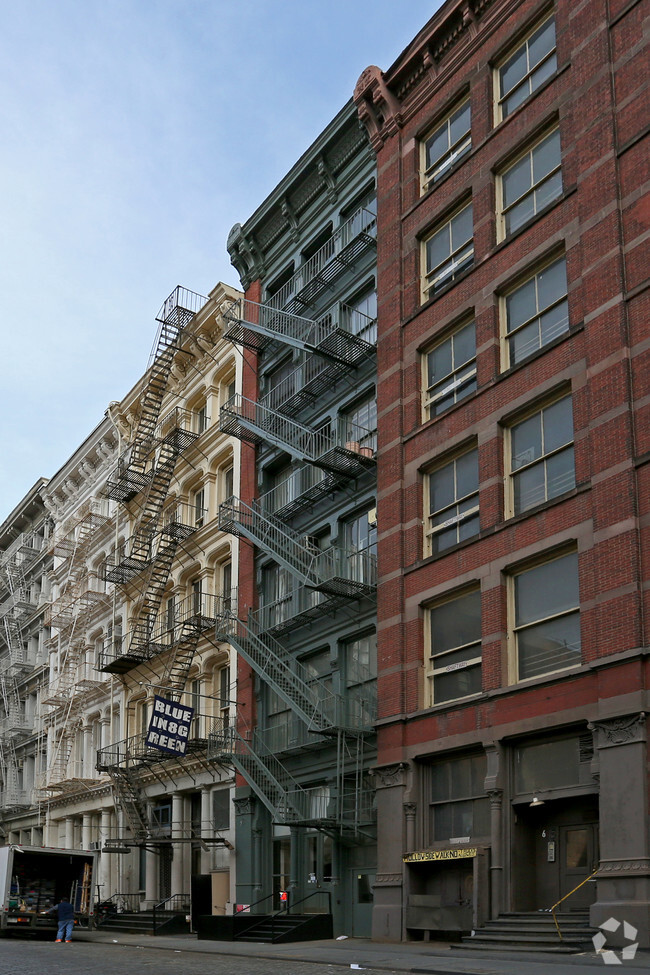 Primary Photo - 8 Greene St