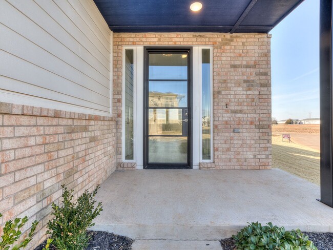 Foto del edificio - Beautiful New Construction Home in Edmond/...