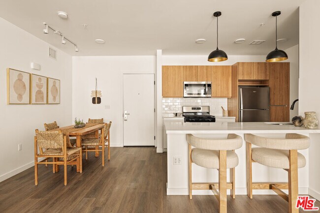 Foto del edificio - 1700 S Pacific Coast Hwy