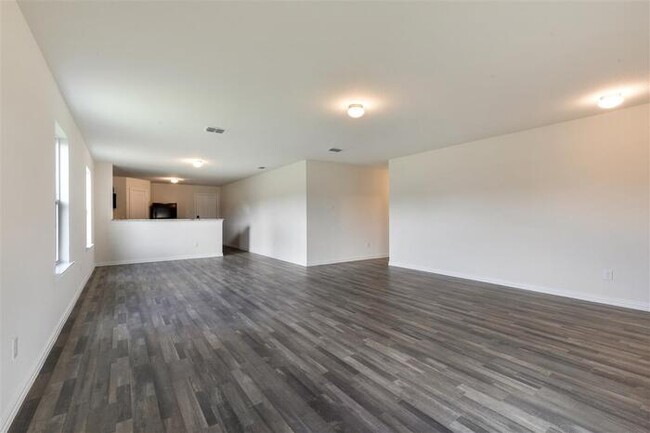 Building Photo - 1603 Linda Ln