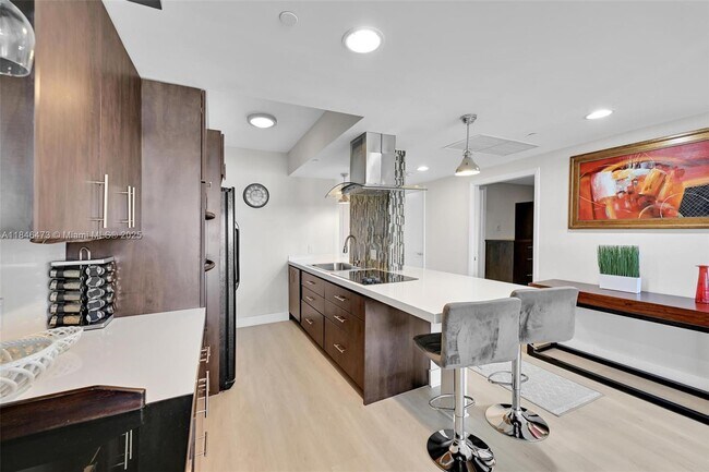 Foto del edificio - 1850 S Ocean Dr