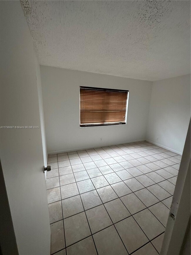 Building Photo - 4394 NW 9th Ave