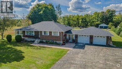 Building Photo - 9360 Wellington Rd 124
