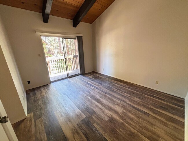 Foto del edificio - Modern 2 bedroom condo!