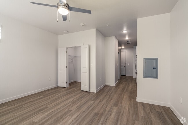 Efficiency - 512SF - Bedroom - SOFI at 6311